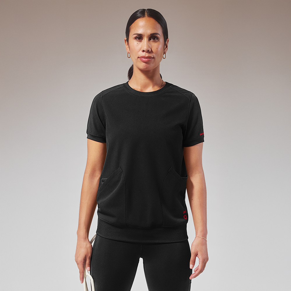 (HYPOTHESIS)ᴿᴱᴰ Kentica Women's 4 Pocket Crew Neck Scrub Top